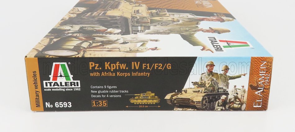 TANK | PZ.KPFW. IV WITH AFRICAN KORPS INFANTRY MILITARY 1942 | /